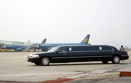 Cho thuê xe VIP LINCOLN LIMOSIN KRYSTA ,Cho thuê xe VIP LINCOLN LIMOSIN KRYSTAL