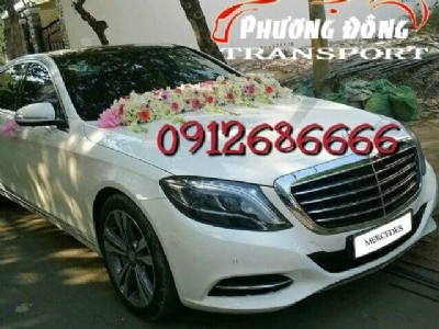 cho thuê xe mercedes c300 màu trắng