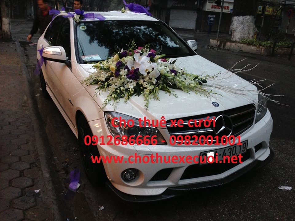 cho thuê xe mercedes c63