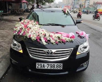 cho thuê xe camry 2.4 