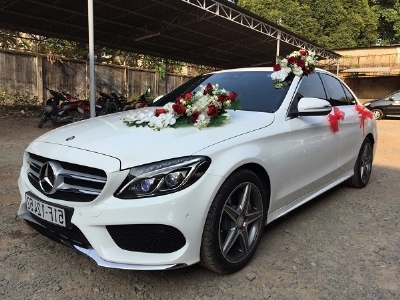 Xe cưới Mercerdes C200